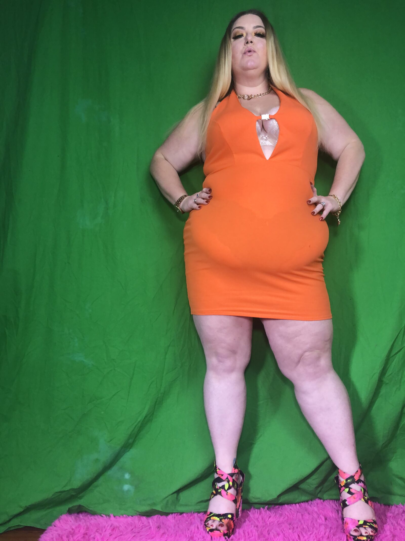 Recreate Alana's Chic Milan Style With Fashion Nova Curve